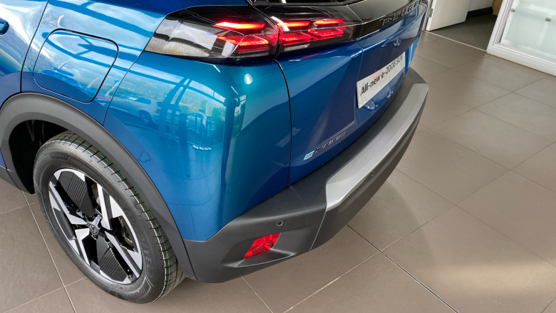 Peugeot 2008 1.2 PureTech Allure 5dr Petrol Estate